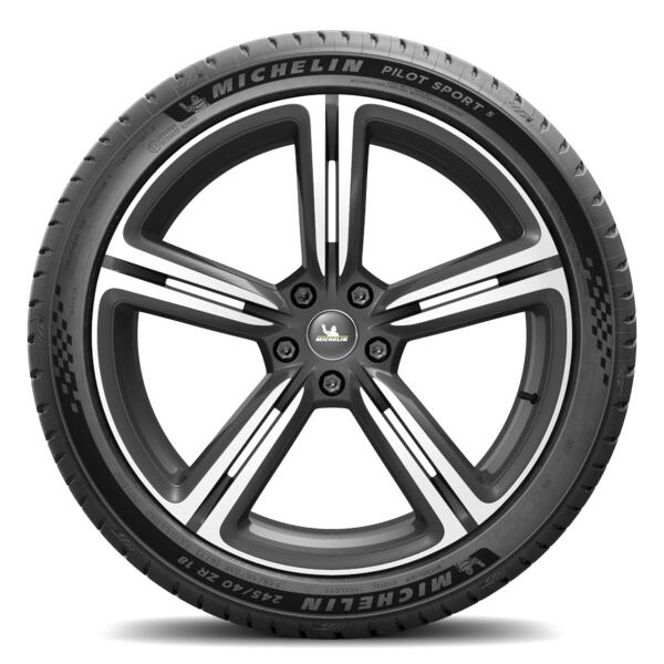 225 40 R18 92Y Michelin Pilot Sport 5